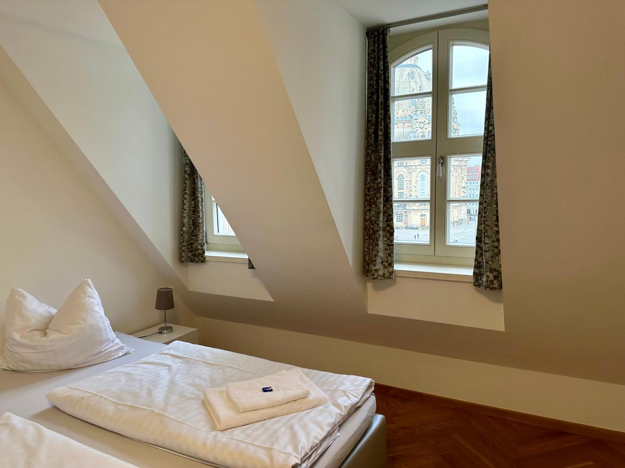 Exklusives Apartment Mit Einmaligem Blick Zur Frauenkirche - Parkplatz Kostenfrei 德累斯顿 外观 照片